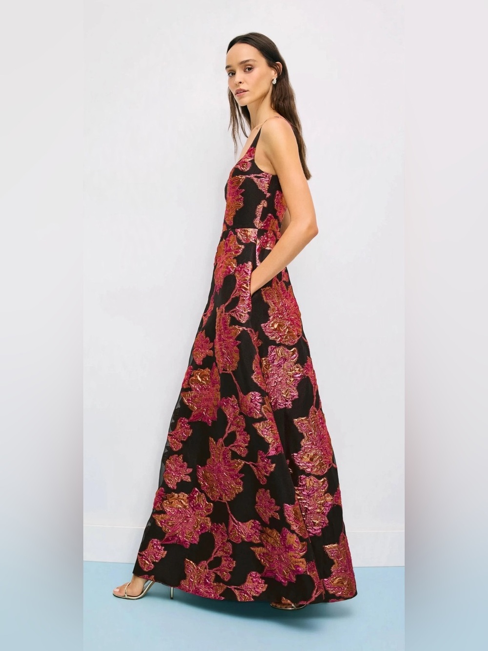 Dress The Population Vienna Full Skirt Gown
Sleeveless Black Maxi size Small - Picture 4 of 17